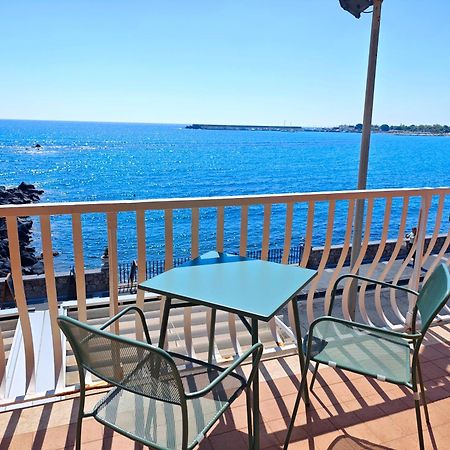 Super Panorama & Astonishing Apartment Seaview ジャルディーニ・ナクソス エクステリア 写真