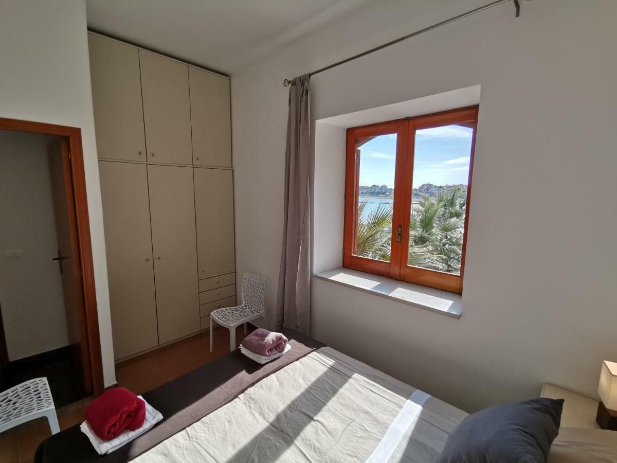 Super Panorama & Astonishing Apartment Seaview ジャルディーニ・ナクソス エクステリア 写真